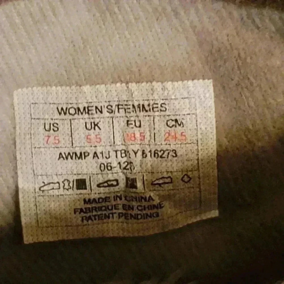 The North Face Shellista Tan Leather Pull On Winter Boots Women's Size 7.5 - Picture 6 of 8